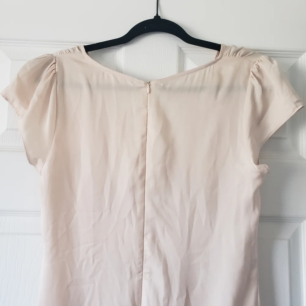 Böhme Emersyn Dress Champagne V-Neck Silky Flow Elopement Gown - Picture 11 of 13